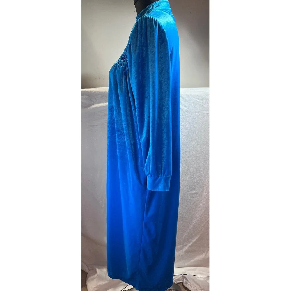 Vintage Framghas Turquoise Blue Velour Smocked Kaftan Robe Zip Front Long Dress